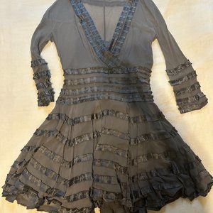 Temperly London Size 4 (size 8 UK)